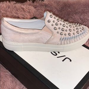 Pink/matallic sneakers